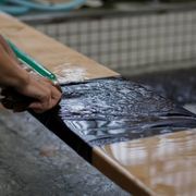 Dyeing cloth